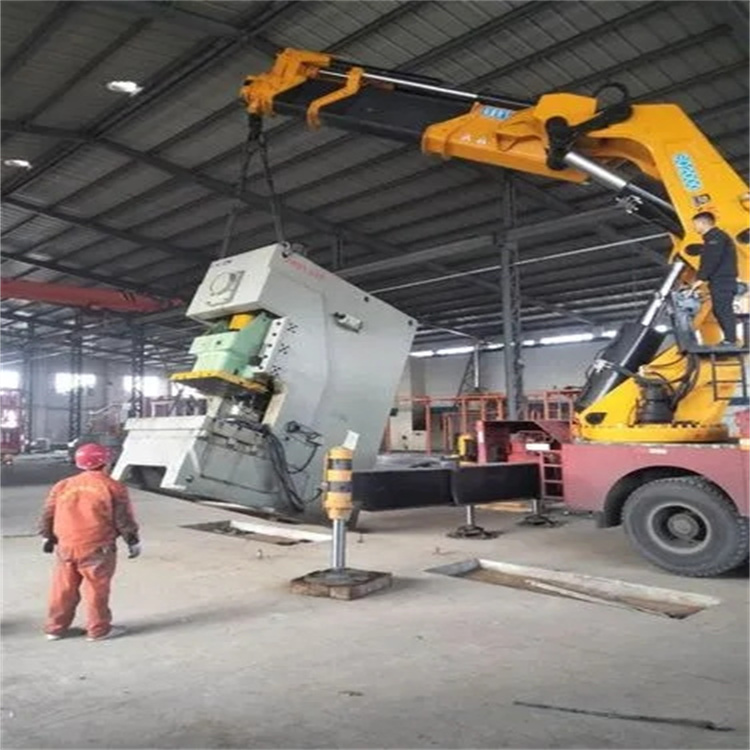 息烽80吨折臂吊车出租附近电话